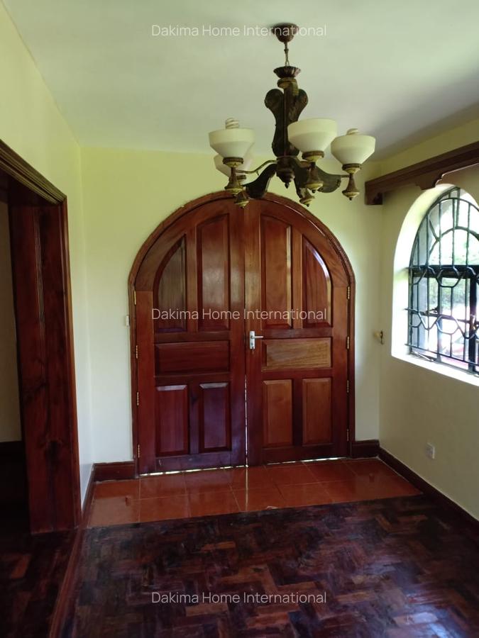 5 Bed House with En Suite in Kitisuru - 4
