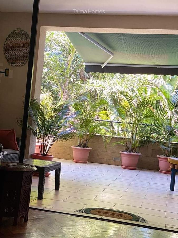 5 Bed Townhouse with En Suite at Lavington - 8