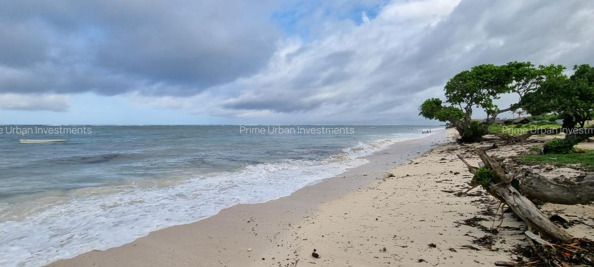 Land in Kikambala - 3