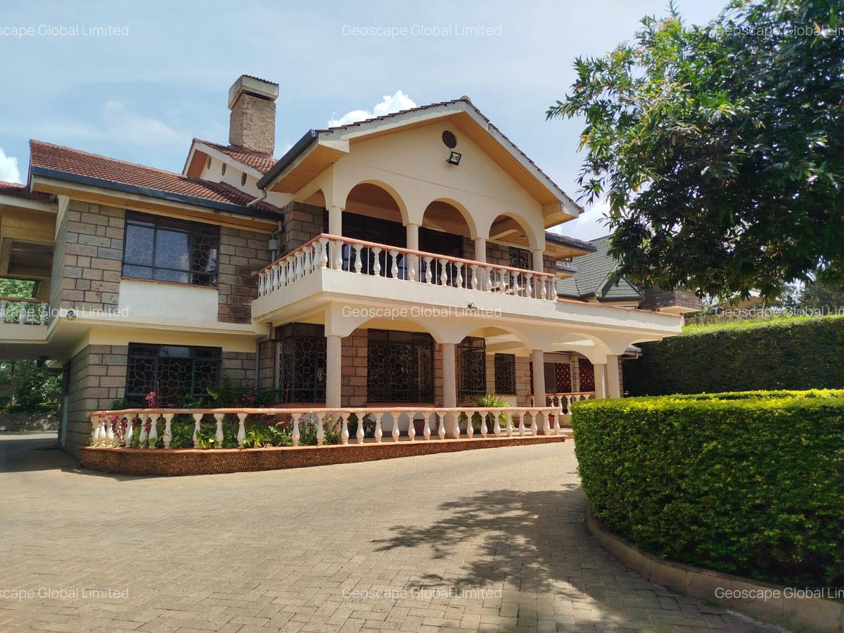 6 Bed House with En Suite in Runda - 15