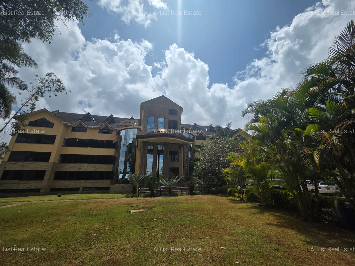 697 ft² Office with Service Charge Included at Brookside Drive - 8