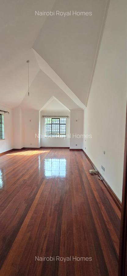 4 Bed Townhouse with En Suite at Peponi Road - 17