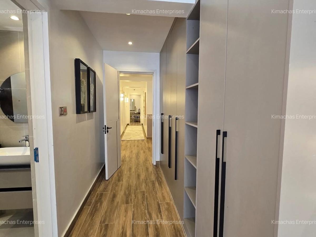 3 Bed Apartment with En Suite at Links Road - 16