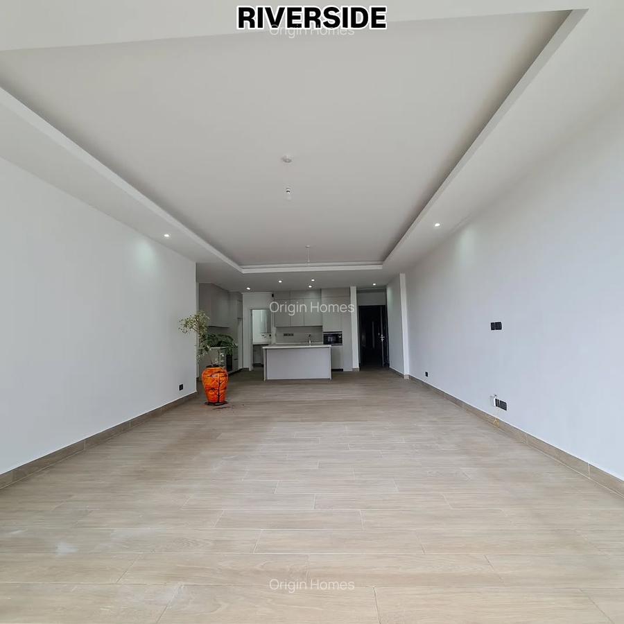 3 Bed Apartment with En Suite at Riverside Drive - 1