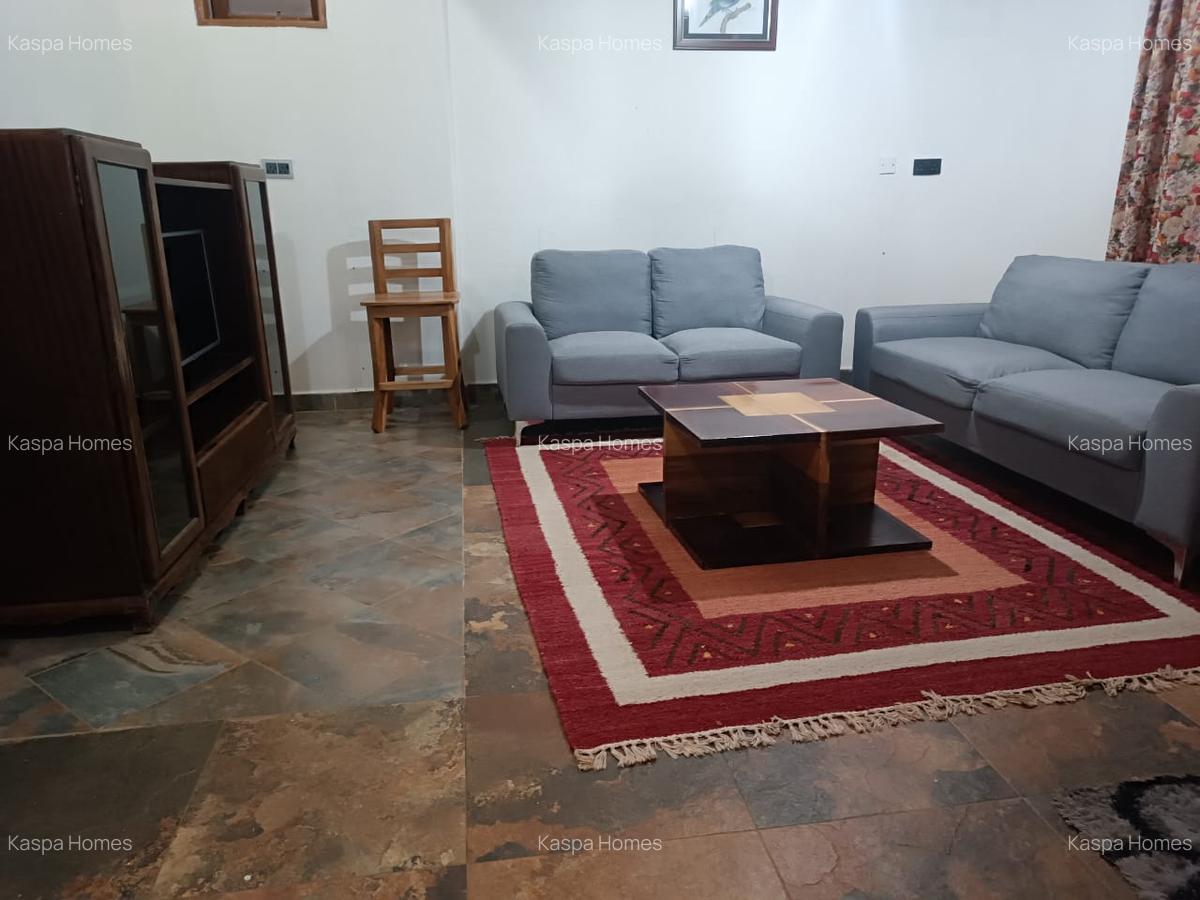 2 Bed House with En Suite in Nyari - 2