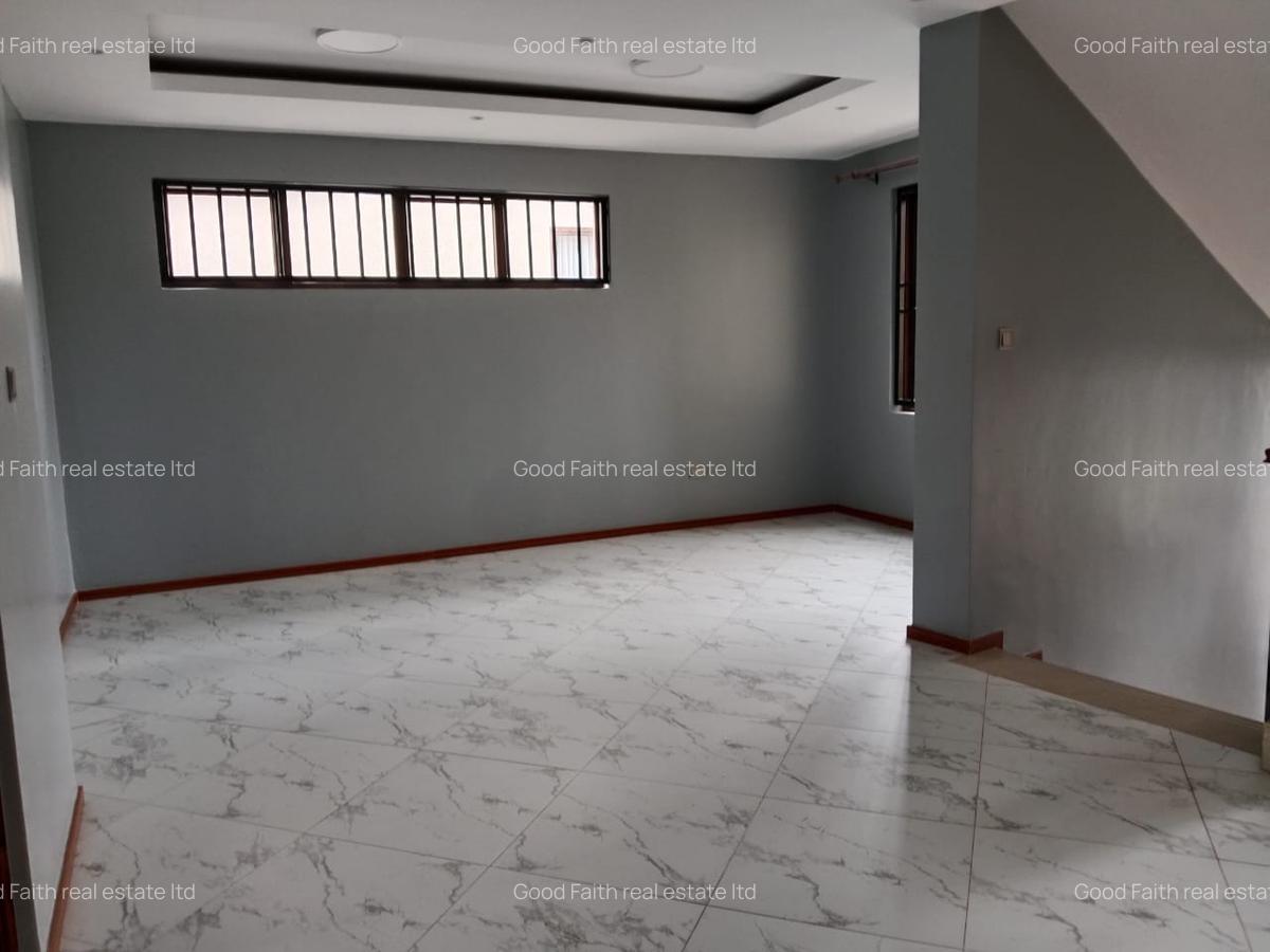 4 Bed Townhouse with En Suite in Runda - 15