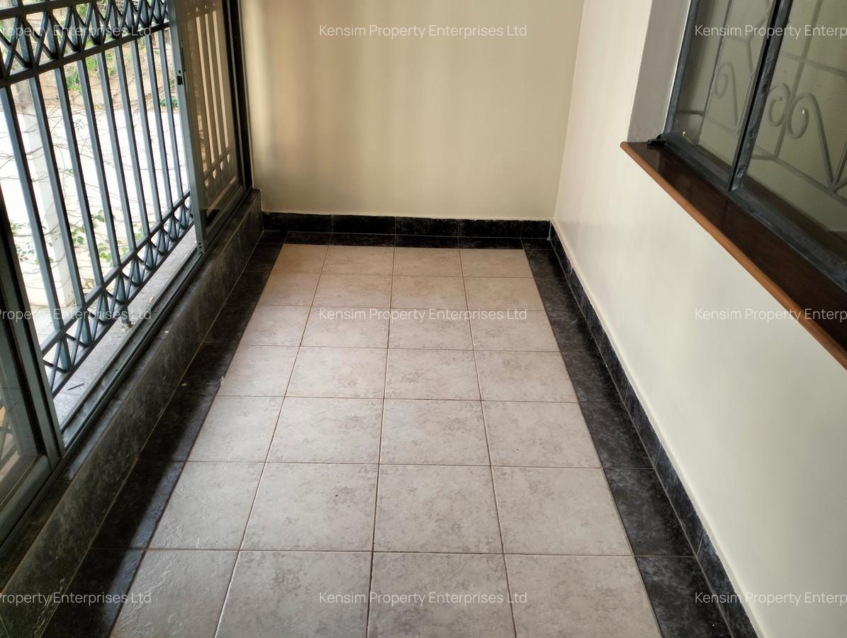 4 Bed Townhouse with En Suite in Westlands Area - 13