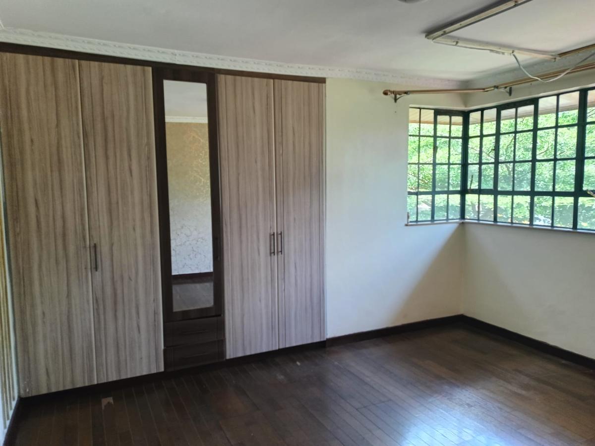 5 Bed Townhouse with Staff Quarters at Kiambu Road - 10