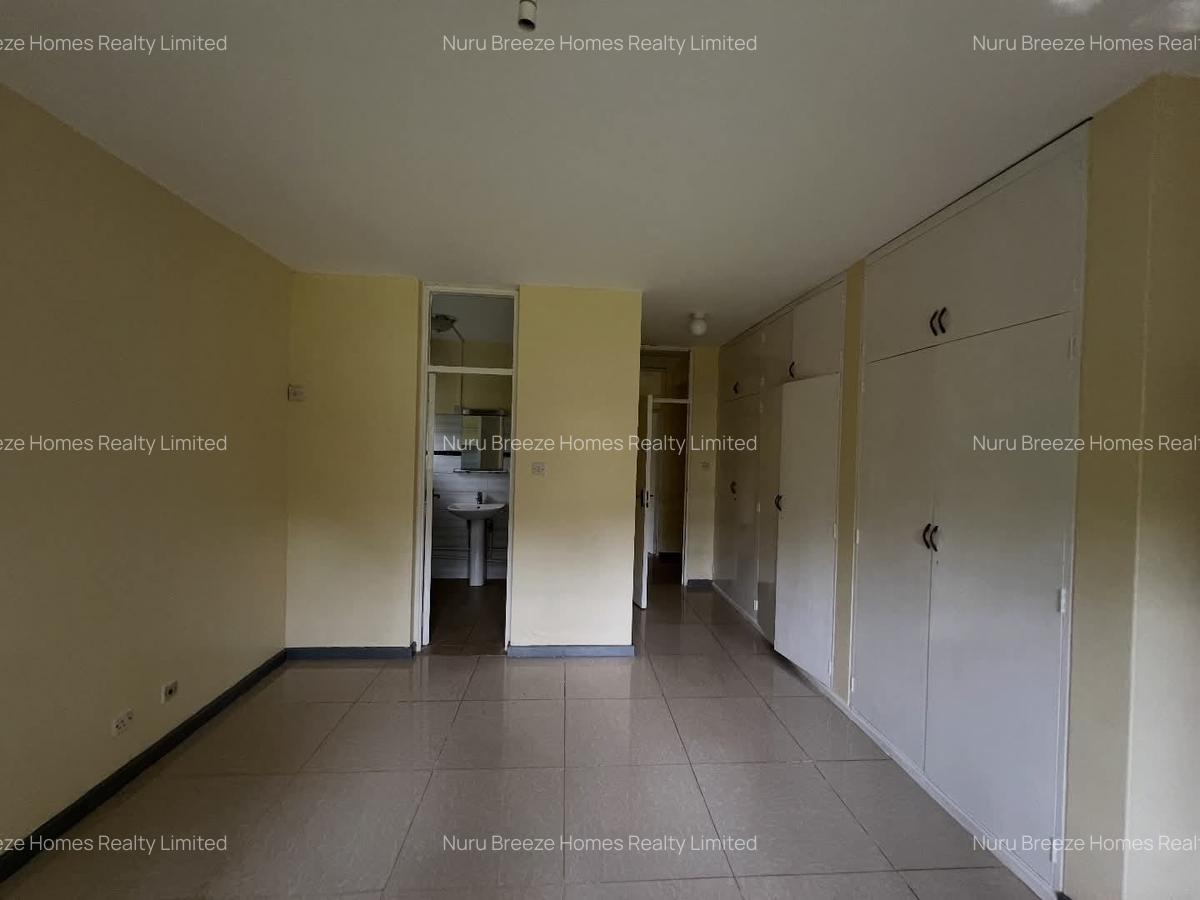 3 Bed House with En Suite in Kyuna - 5