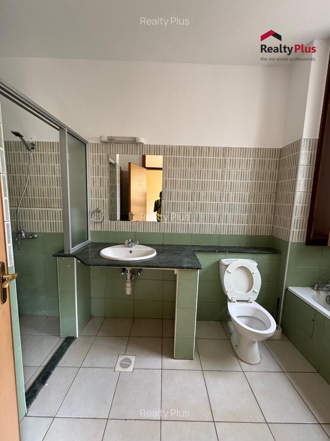 3 Bed Apartment with En Suite at Elgeyo Marakwet Road - 11