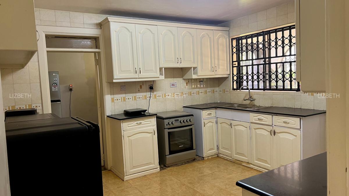 7 Bed House with Garden at Mayor Road - 6