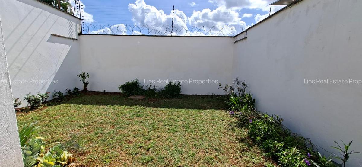 4 Bed Townhouse with En Suite in Spring Valley - 4
