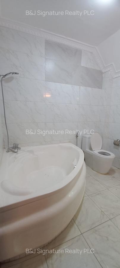 5 Bed Townhouse with En Suite in Kileleshwa - 14