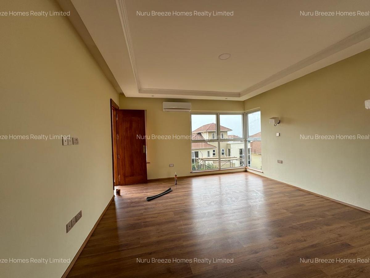 4 Bed Townhouse with En Suite in Kiambu Road - 20