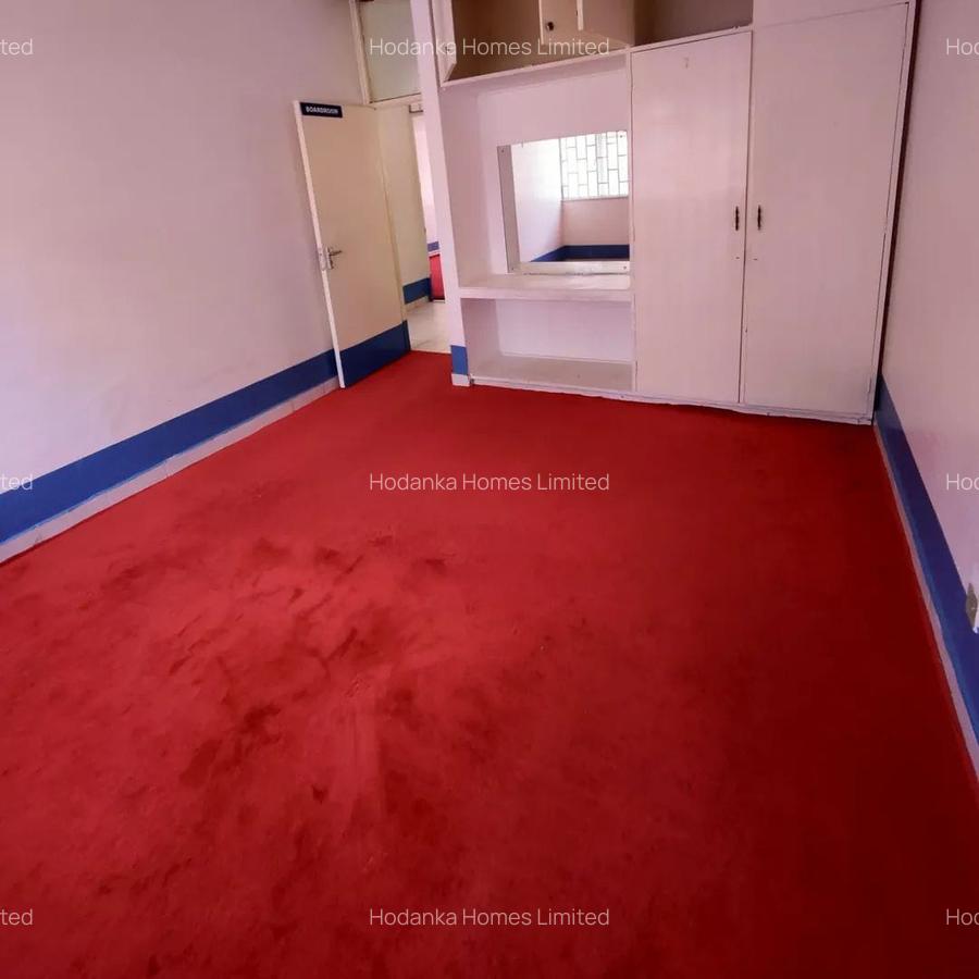 Commercial Property with Service Charge Included in Kilimani - 6