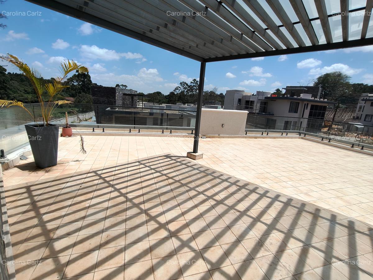 5 Bed Villa with En Suite at Loresho - 14