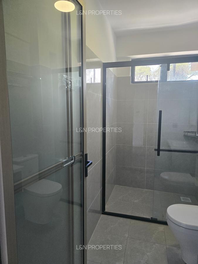 2 Bed Apartment with En Suite at Argwings Kodhek - 5