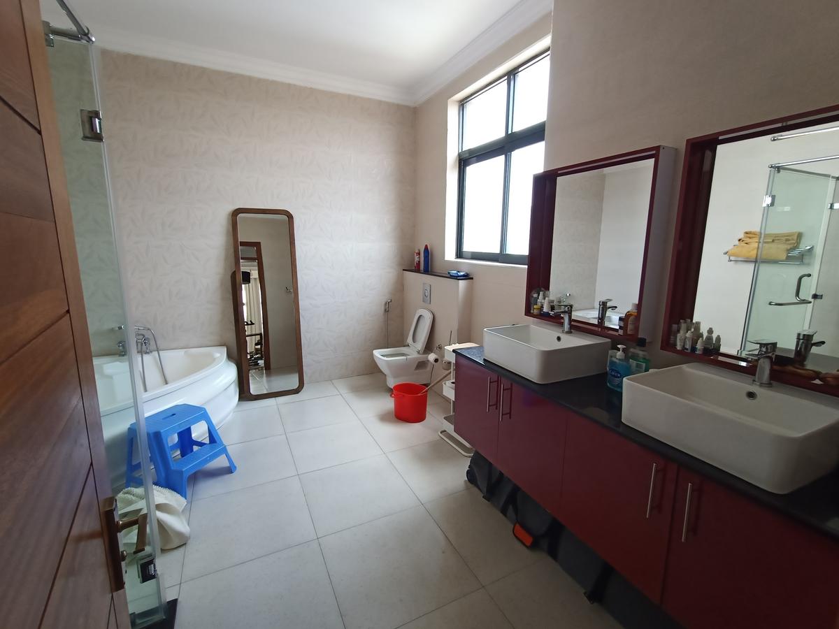 4 Bed Apartment with En Suite at General Mathenge Road - 5