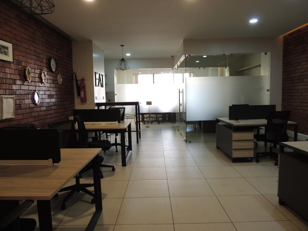 Furnished 1,200 ft² Office with Service Charge Included at Western Heights - 5