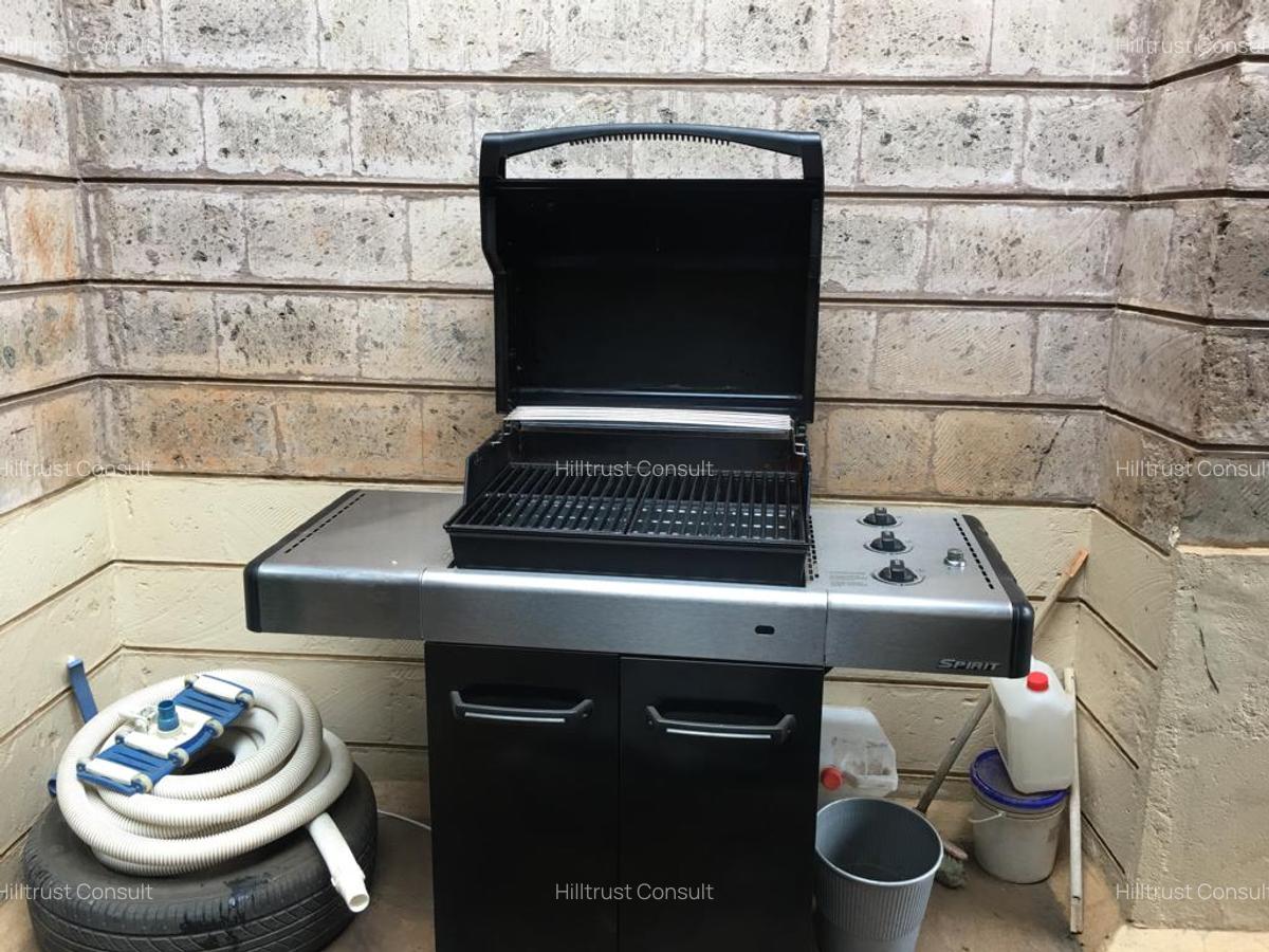 4 Bed Townhouse with En Suite at Brookside Garden - 6