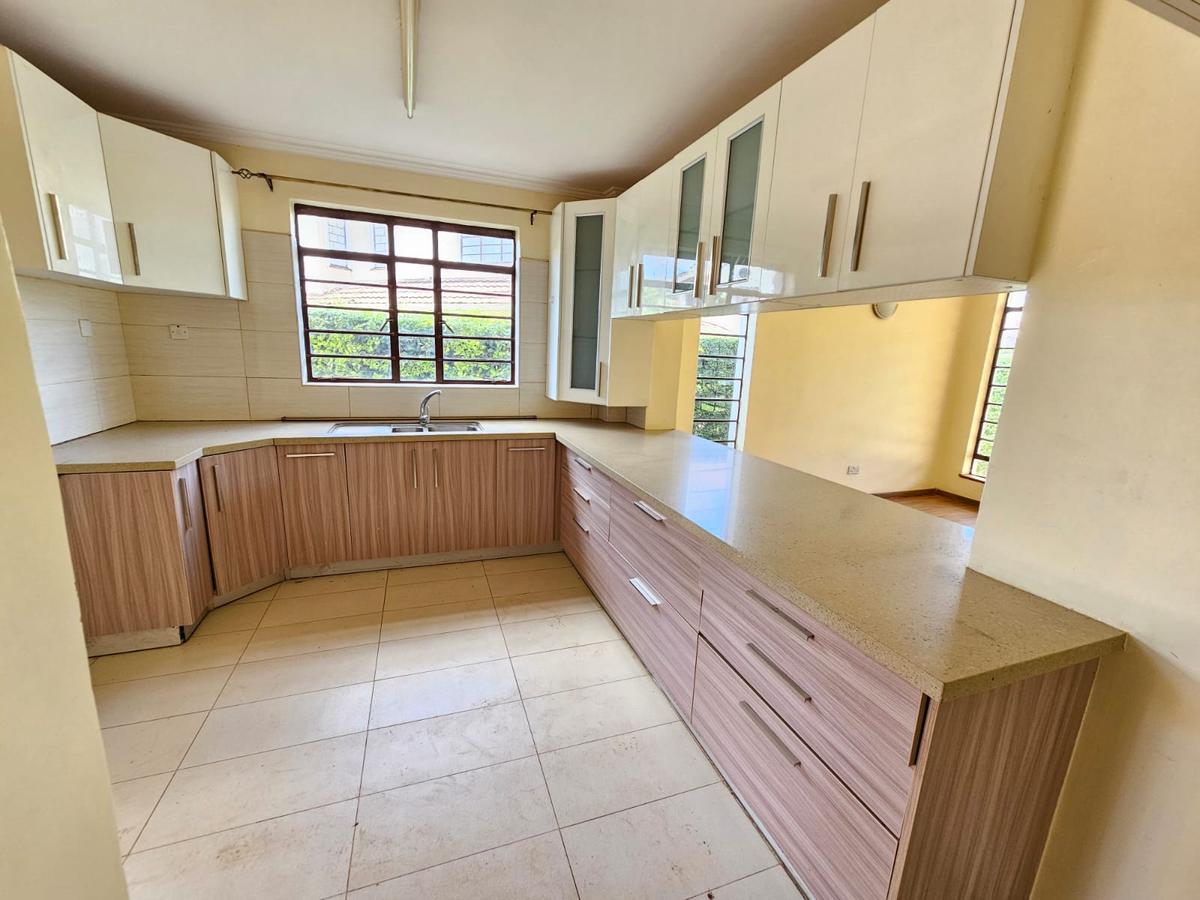 4 Bed Townhouse with En Suite in Kiambu Road - 5