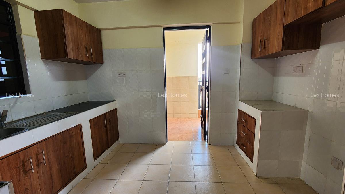 2 Bed Apartment with En Suite at Laiser - 4