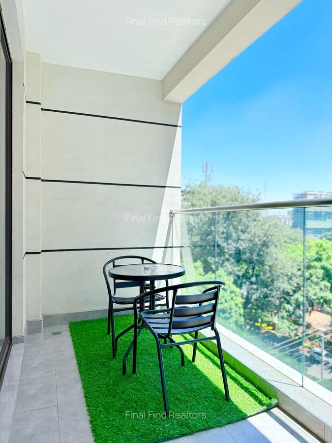 Furnished 2 Bed Apartment with Swimming Pool in Riverside - 14