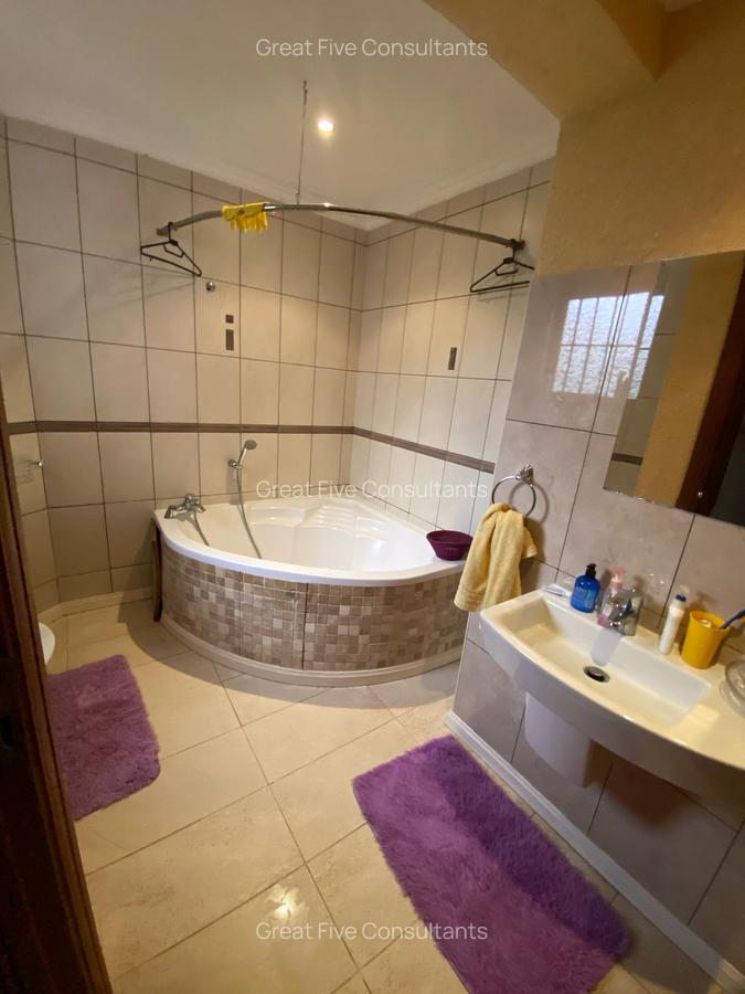 5 Bed Villa with En Suite in Runda - 15