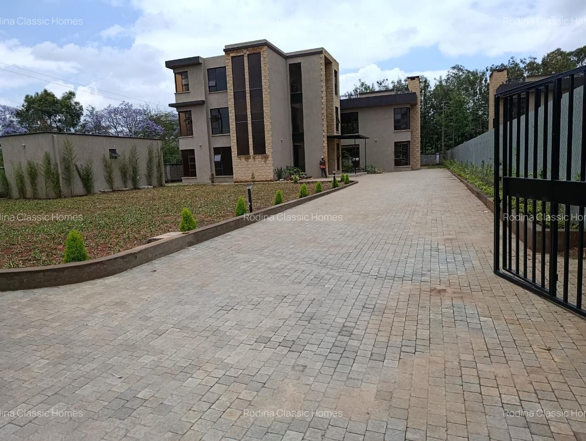 6 Bed Townhouse with En Suite in Karen - 1