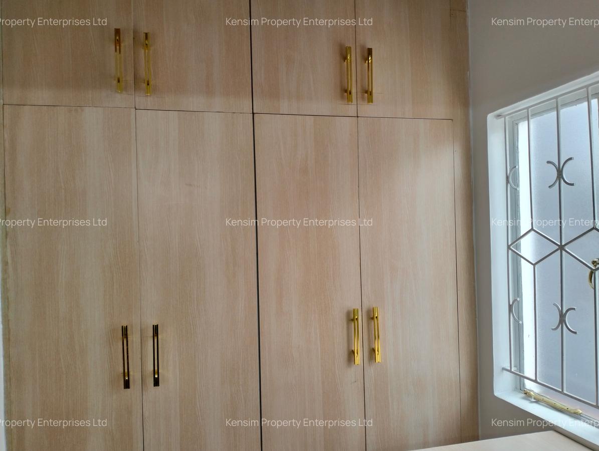 4 Bed Townhouse with En Suite in Lavington - 17