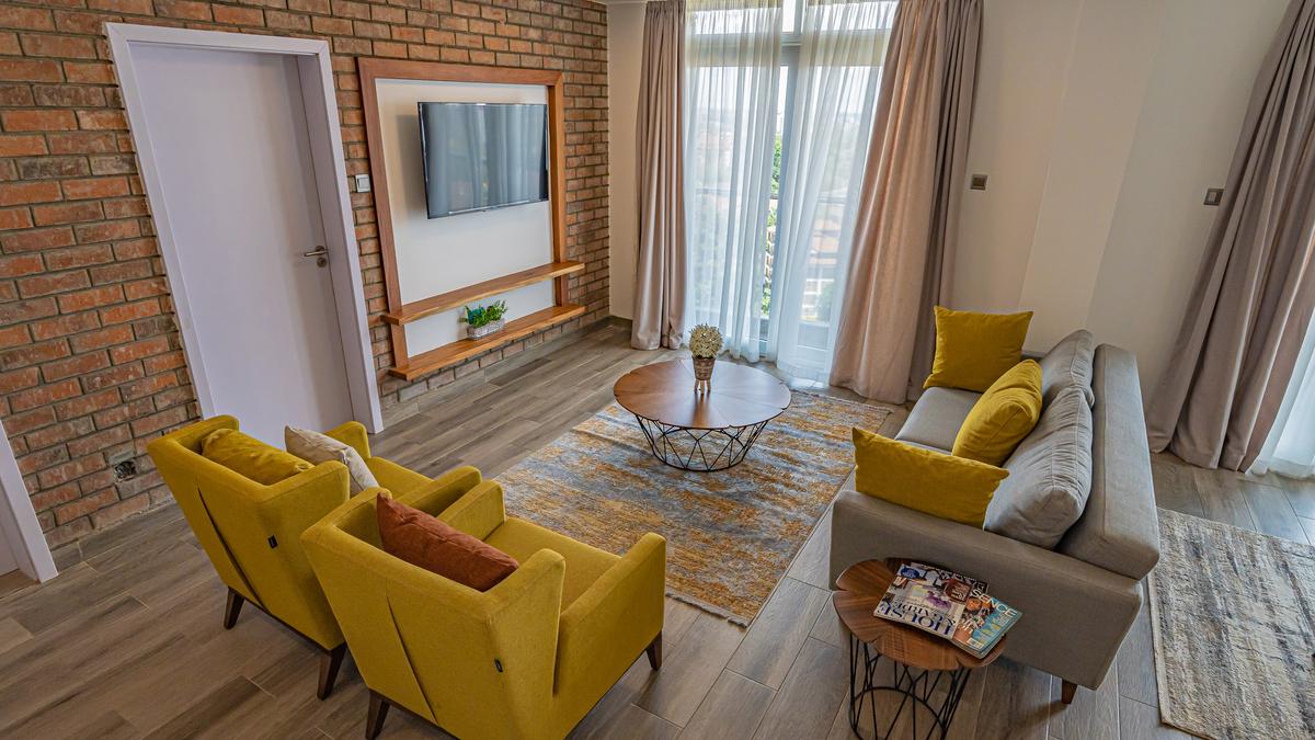 Serviced 1 Bed Apartment with En Suite at Vihiga Road - 9