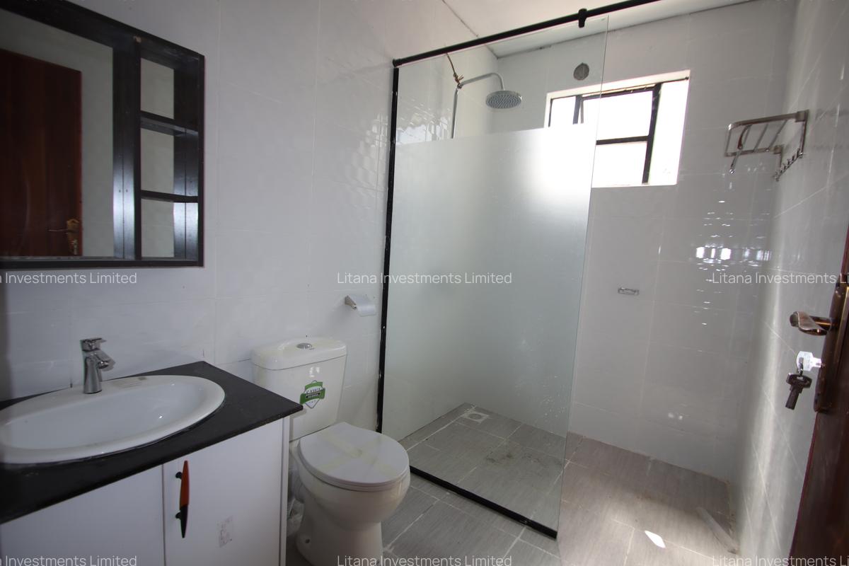 3 Bed House with En Suite in Kitengela - 12