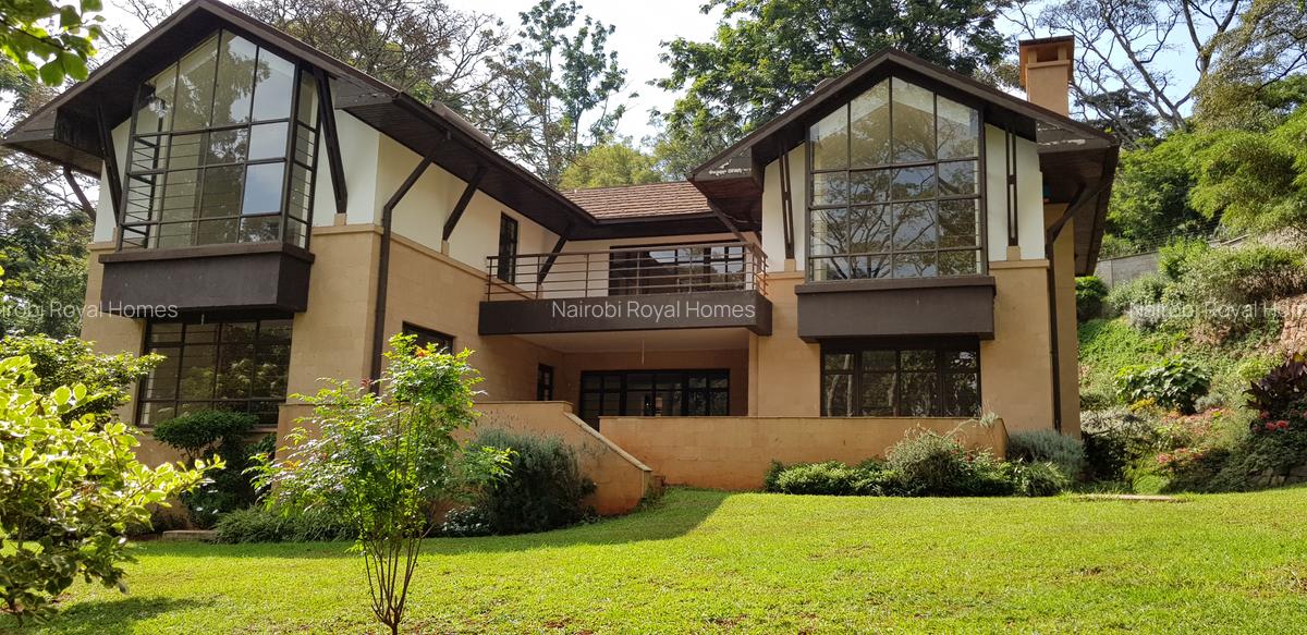 4 Bed Villa with En Suite at Rosslyn Lone Tree - 5