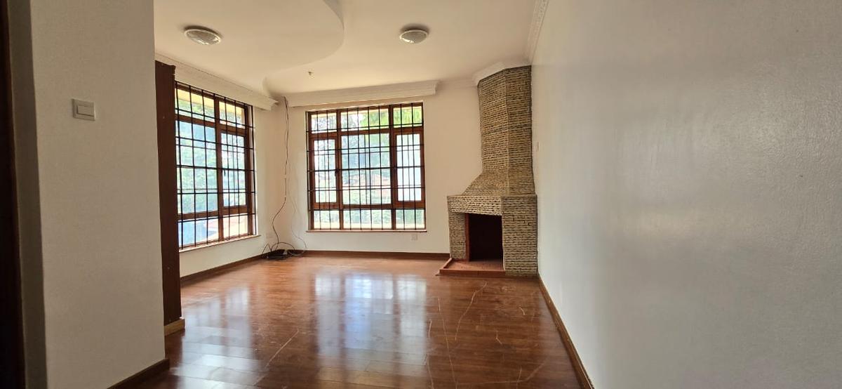 5 Bed House with En Suite in Runda - 5