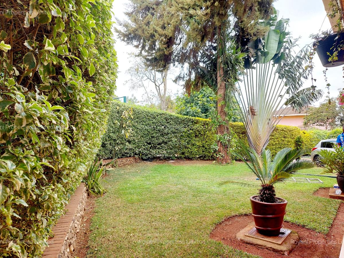 4 Bed Villa with En Suite at Fourways Junction Estate - 18