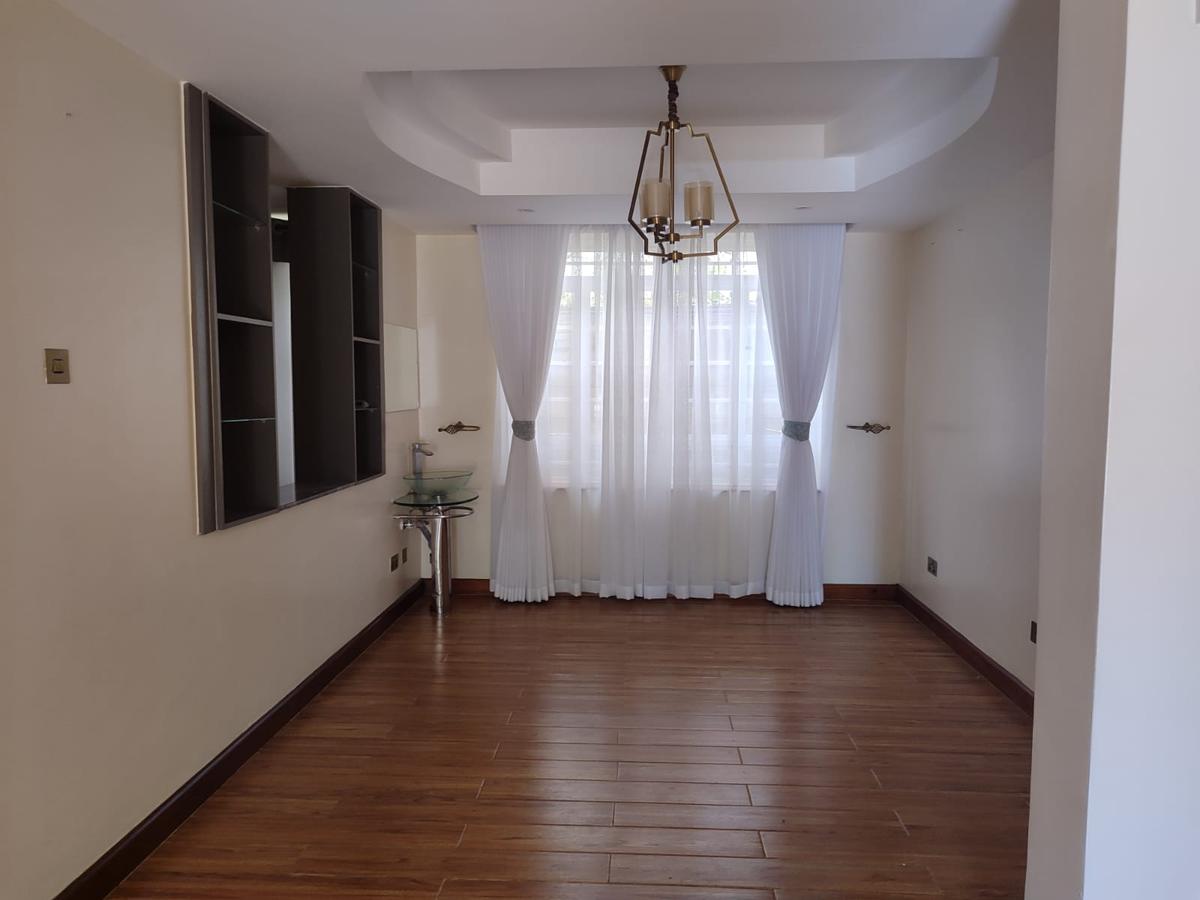 3 Bed Townhouse with En Suite in Karen - 1