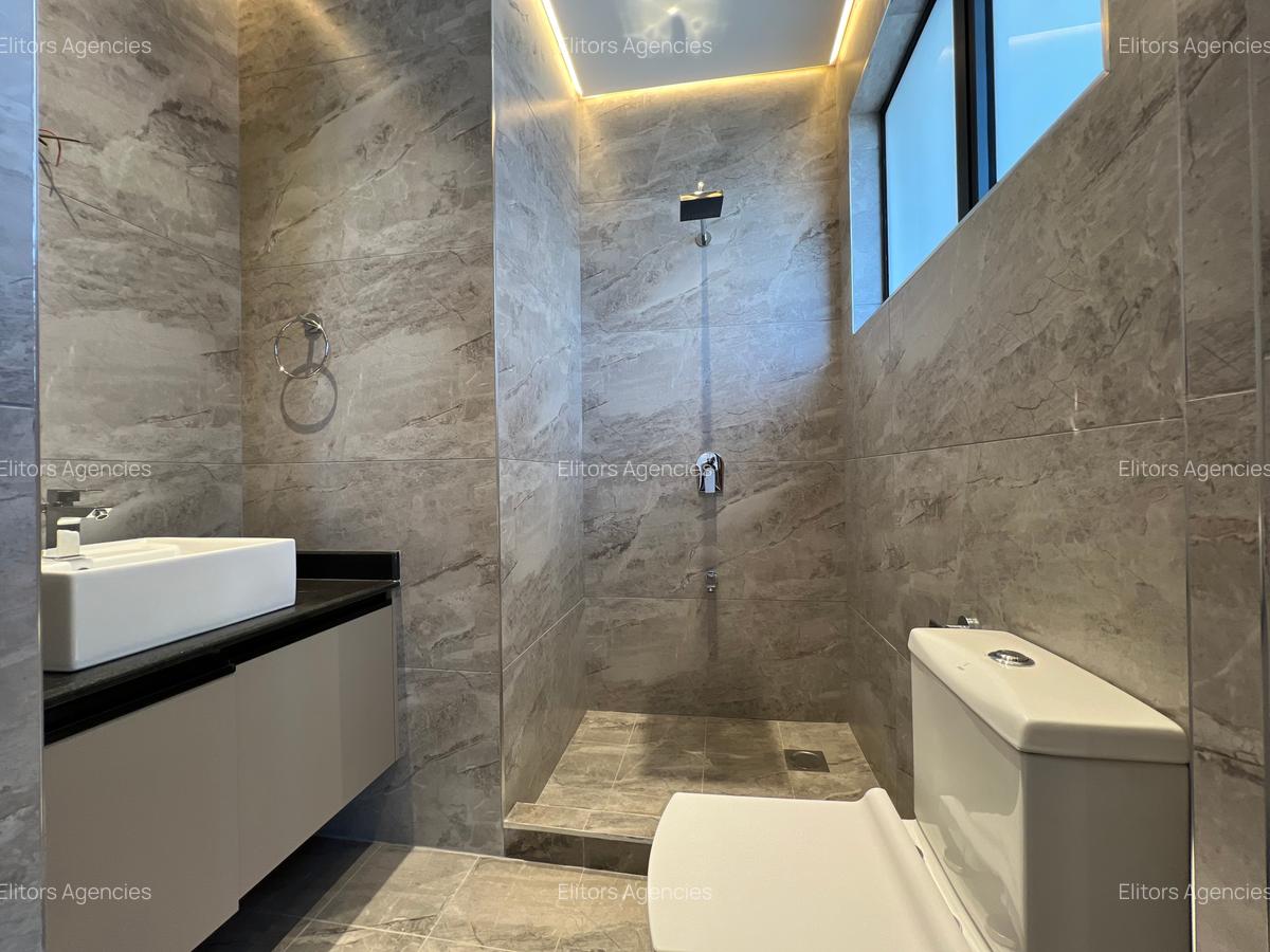 2 Bed Apartment with En Suite at Kirawa Road - 20