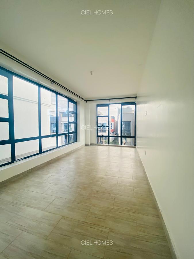 4 Bed Villa with En Suite at Eastern Bypass - 17