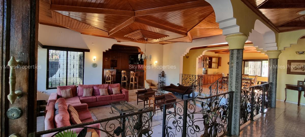 4 Bed Villa with En Suite at Pride Inn - 12