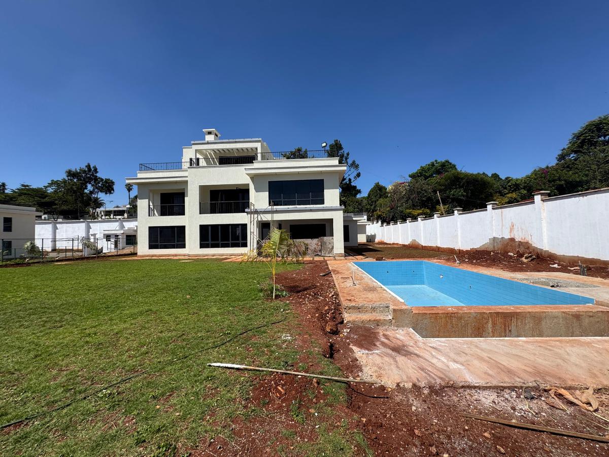 5 Bed Townhouse with En Suite in Loresho - 1