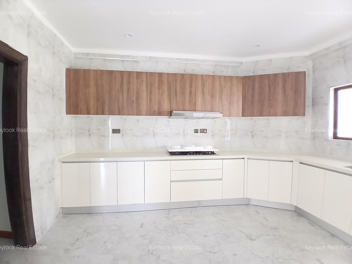 3 Bed Apartment with En Suite at Kileleshwa Road - 4