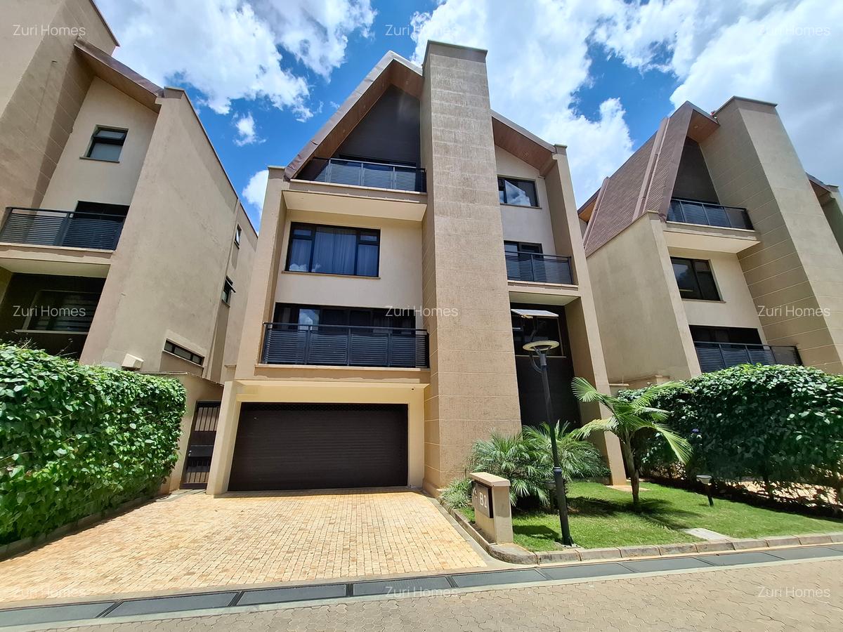 4 Bed Townhouse with En Suite in Lavington - 6