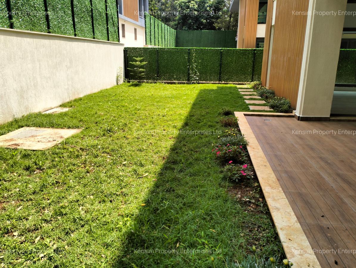 5 Bed Townhouse with En Suite in Lavington - 11