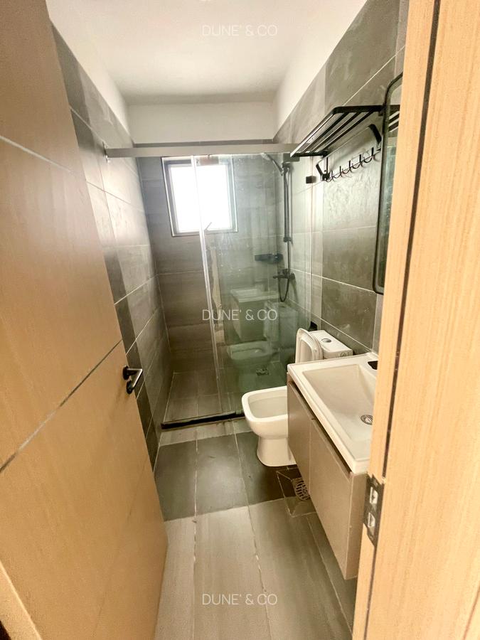 2 Bed Apartment with En Suite in Lavington - 8