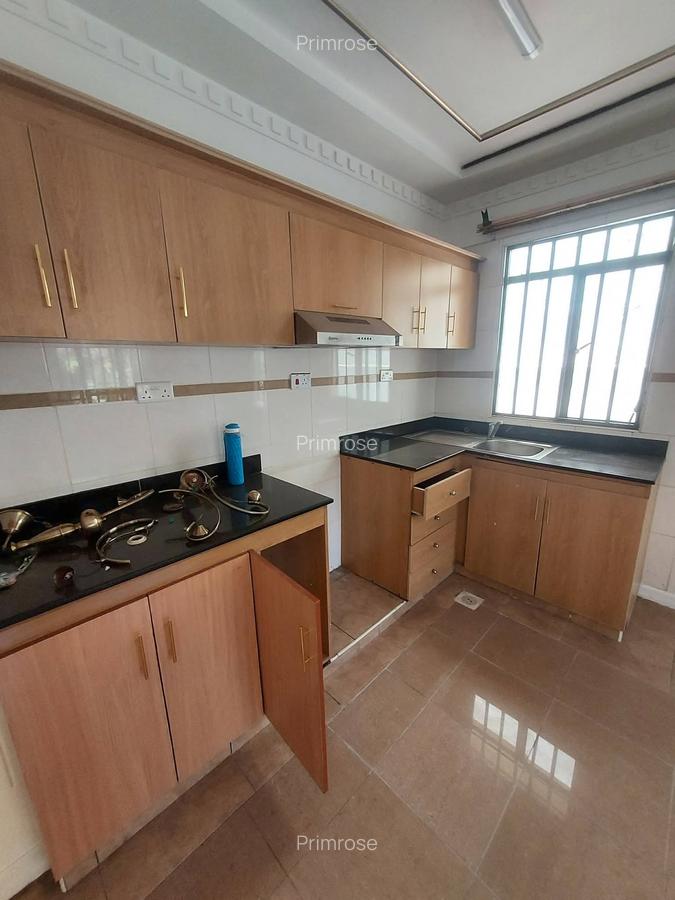 1 Bed Apartment with Parking in Westlands Area - 4