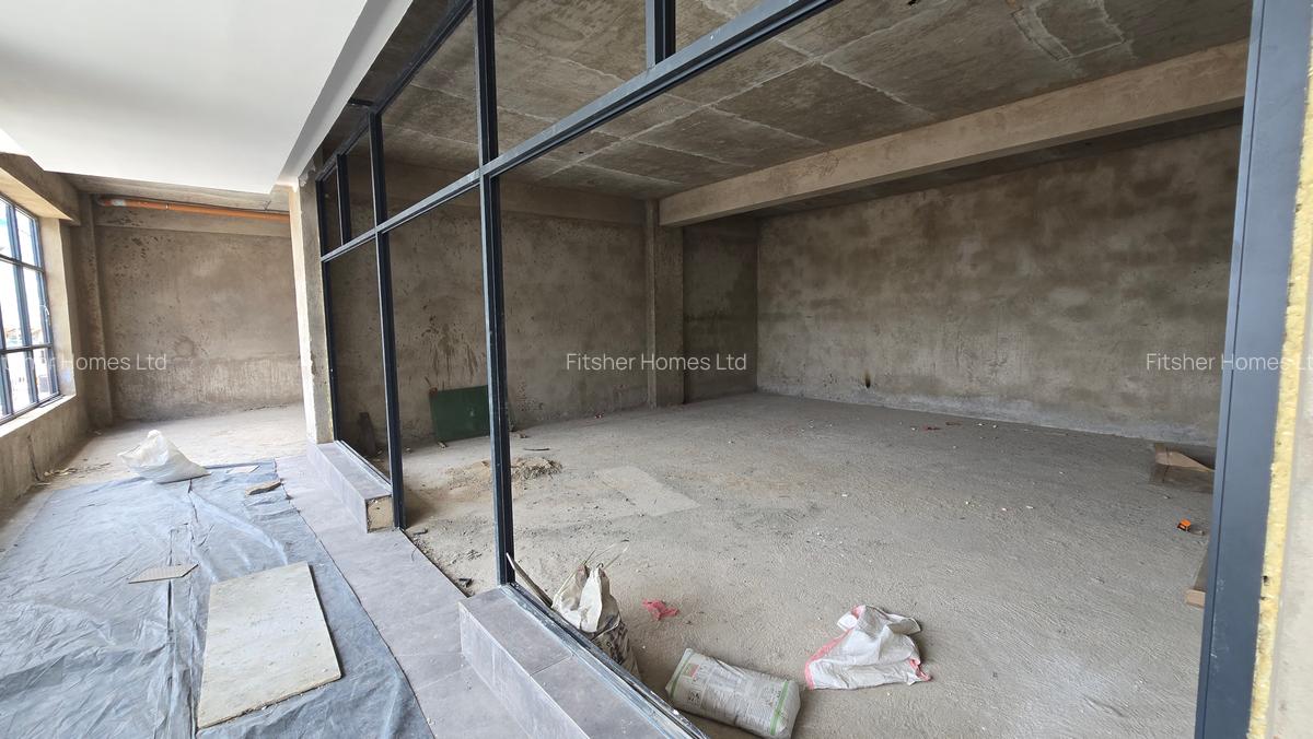 Shop with Service Charge Included in Ruaka - 9