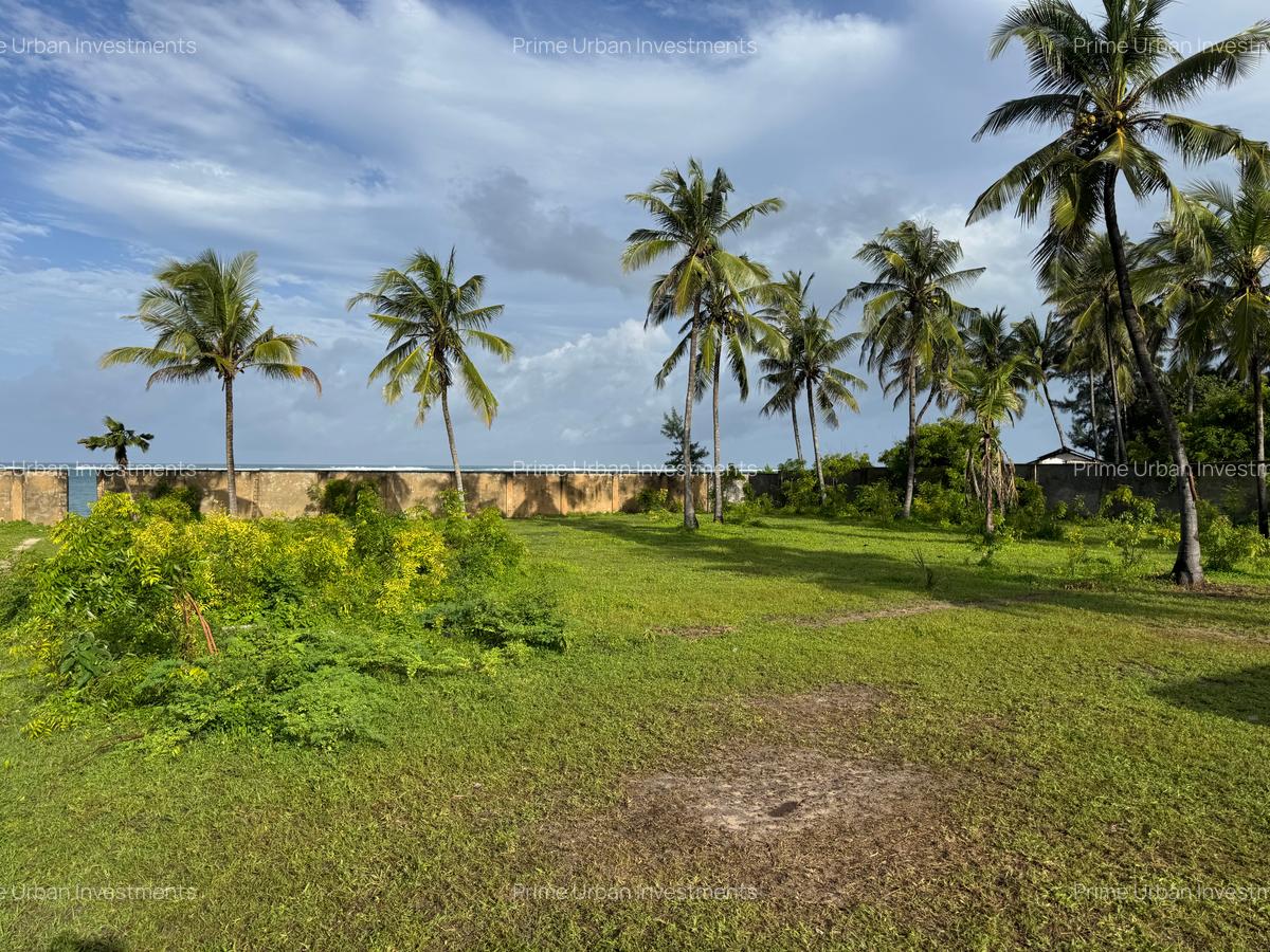 Land in Kikambala - 14