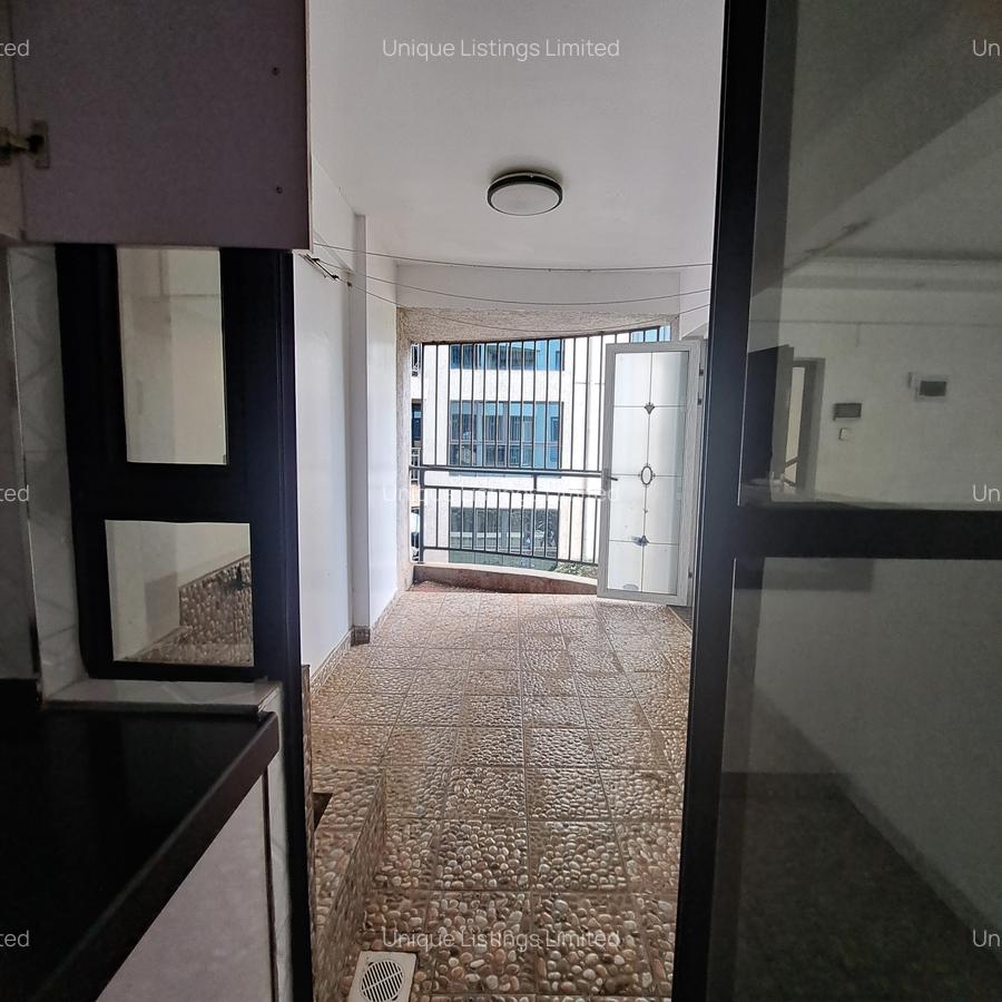 2 Bed Apartment with En Suite in Kilimani - 6
