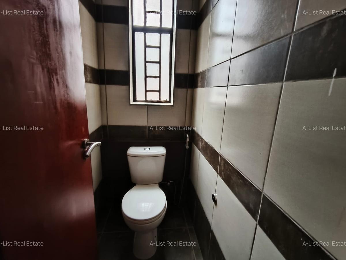 3 Bed Apartment with En Suite at 5Th Street - 9