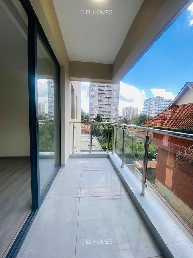 2 Bed Apartment with Swimming Pool in Kilimani - 6